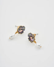 Load image into Gallery viewer, Pansy Pearl Earrings