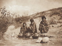 Load image into Gallery viewer, Storytelling: Native People Through the Lens of Edward S. Curtis Boxed Notes