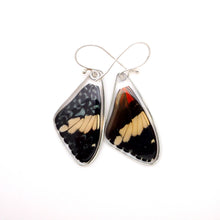 Load image into Gallery viewer, Red Cracker Butterly Earrings

