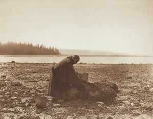 Storytelling: Native People Through the Lens of Edward S. Curtis Boxed Notes