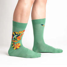 Load image into Gallery viewer, Karma Chameleon Men's Crew Socks
