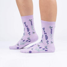 Load image into Gallery viewer, Bees and Lavender Women&#39;s Crew Socks
